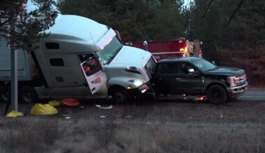 4-vehicle collision shuts down Hwy 97 in La Pine for 5 1/2 hours | La Pine / Sunriver News