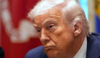 Trump Ups Pressure On Zelenskyy, DeSantis Targets Muslim Civil Rights Group: Live Updates