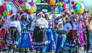 Glendale gears up for Hometown Christmas Parade | News