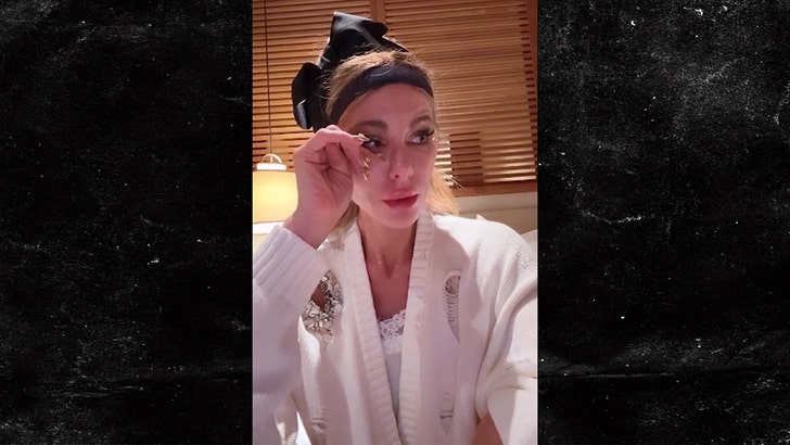 kate-beckinsale-kal-12-31-2025