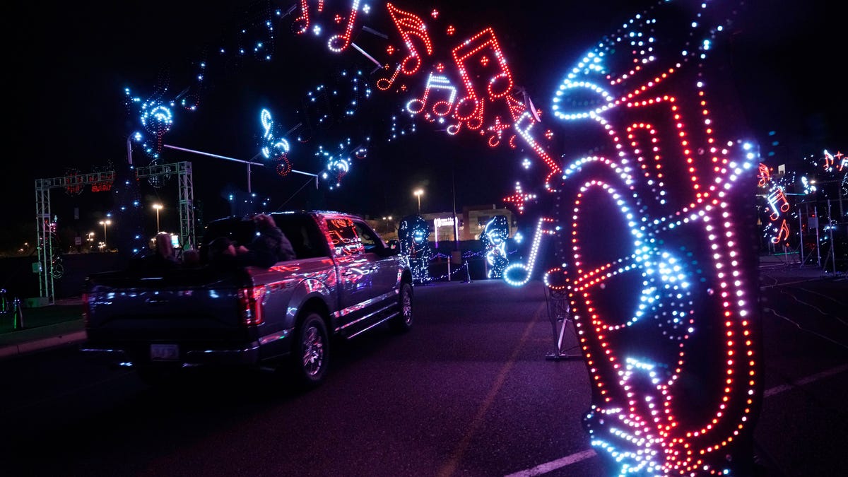This is the best drive-through Christmas lights experience in Phoenix
