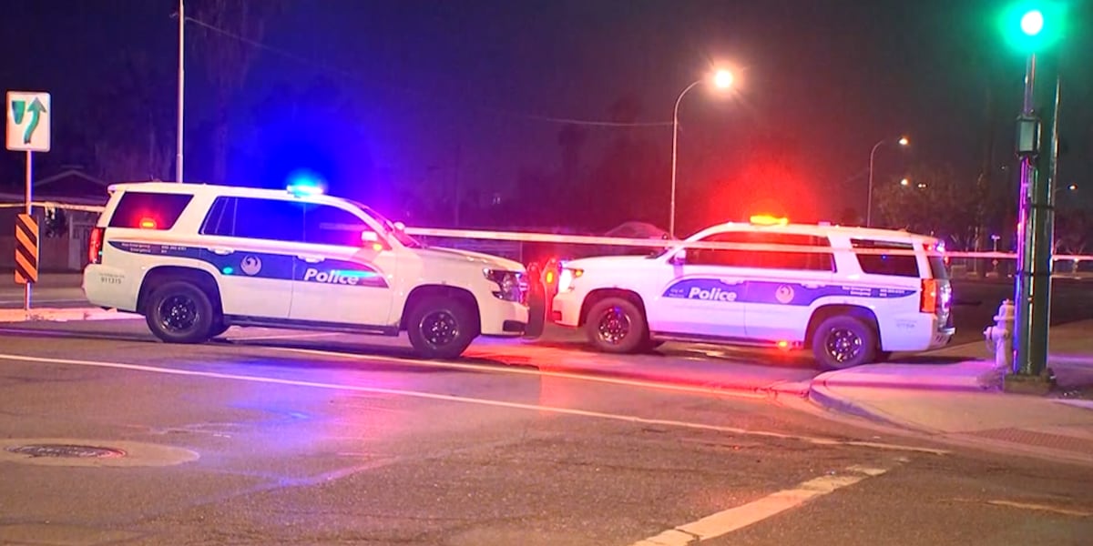 Police investigate body found in west Phoenix