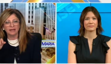 Want to retire as a millionaire? According to Maria Bartiromo and this Ramsey Show host, you need to follow this 1 rule