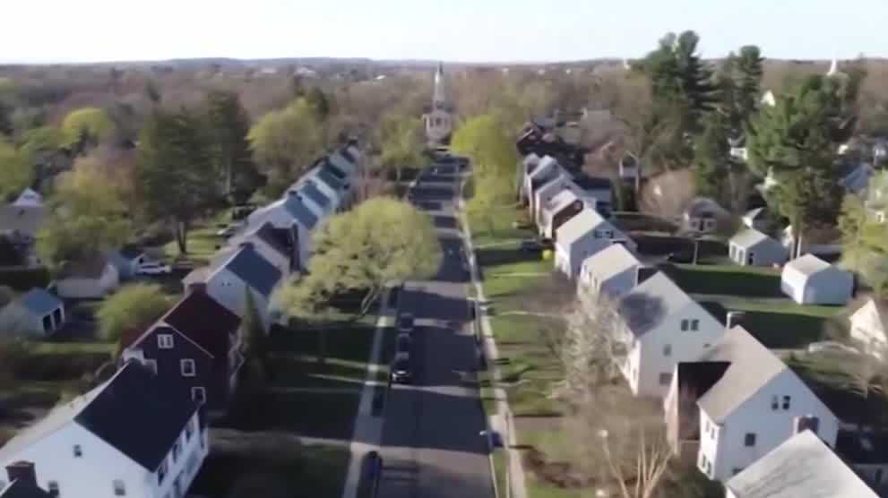 As first-time homebuyers hit record low, experts say credit readiness could be key for 2026