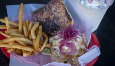 Phoenix restaurants featured on Guy Fieri's 'Triple D Nation' in 2025