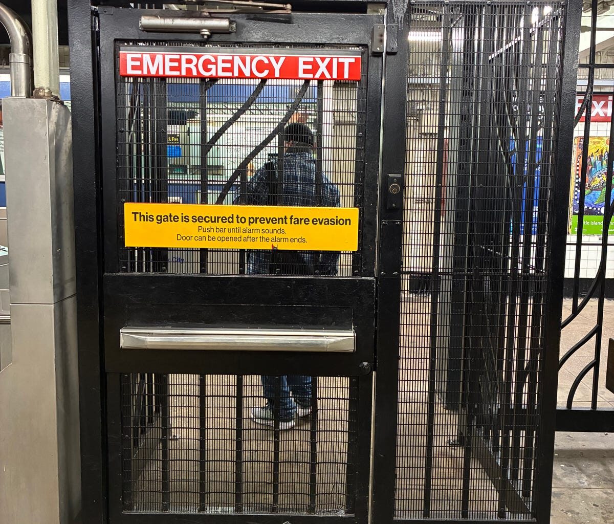 Controversial NYC subway emergency exits don't open right away