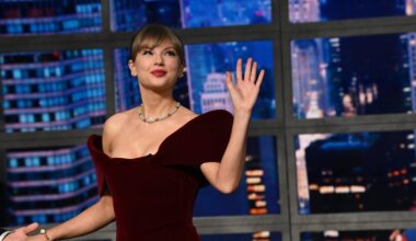 Taylor Swift reveals favorite songs, predicts Stephen Colbert's next gig