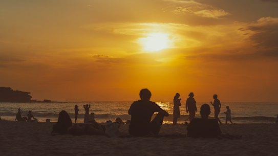 The hot, dry spring that persisted across eastern Australia was likely spurred by a freak weather event in Antarctica. 