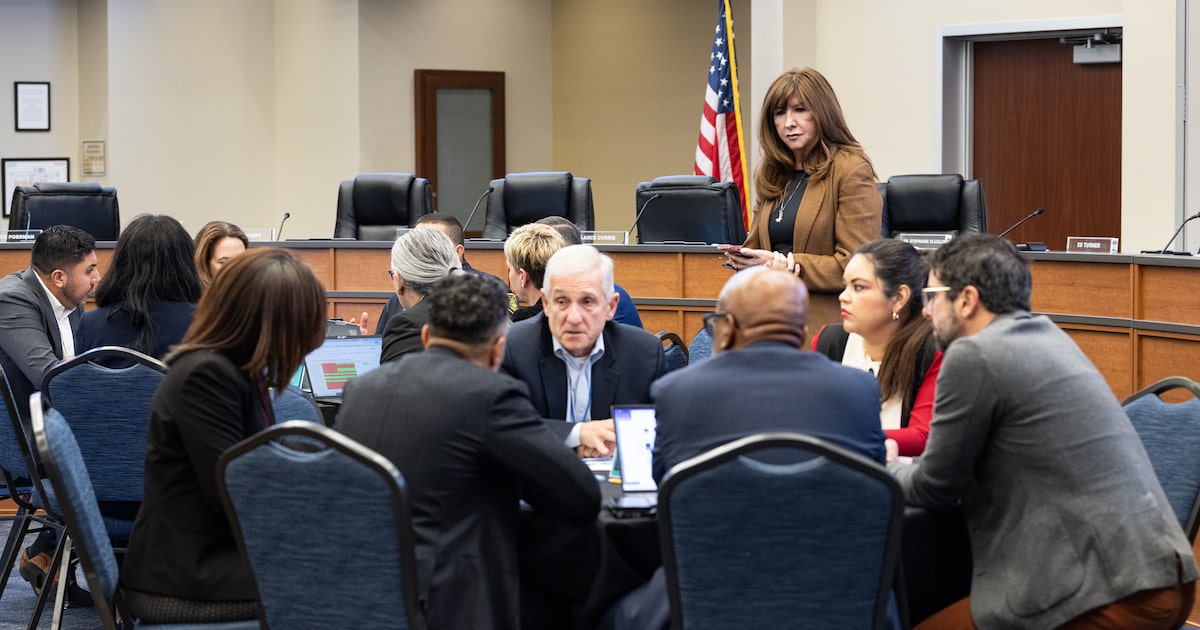 Dallas ISD trustees seek clarity as district maps multibillion-dollar bond