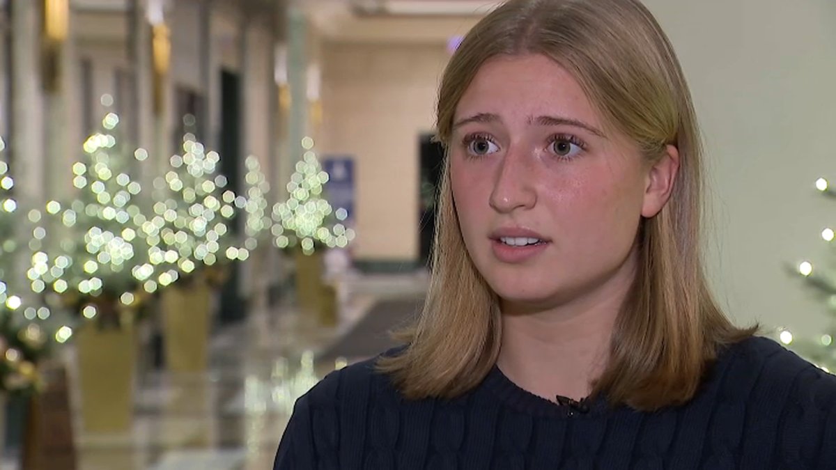 Brown University students arrive home in Chicago after mass shooting – NBC Chicago