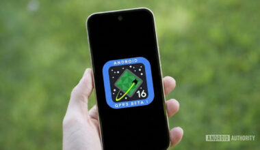 Android 16 QPR3 Beta 1 logo on a Pixel 10 2