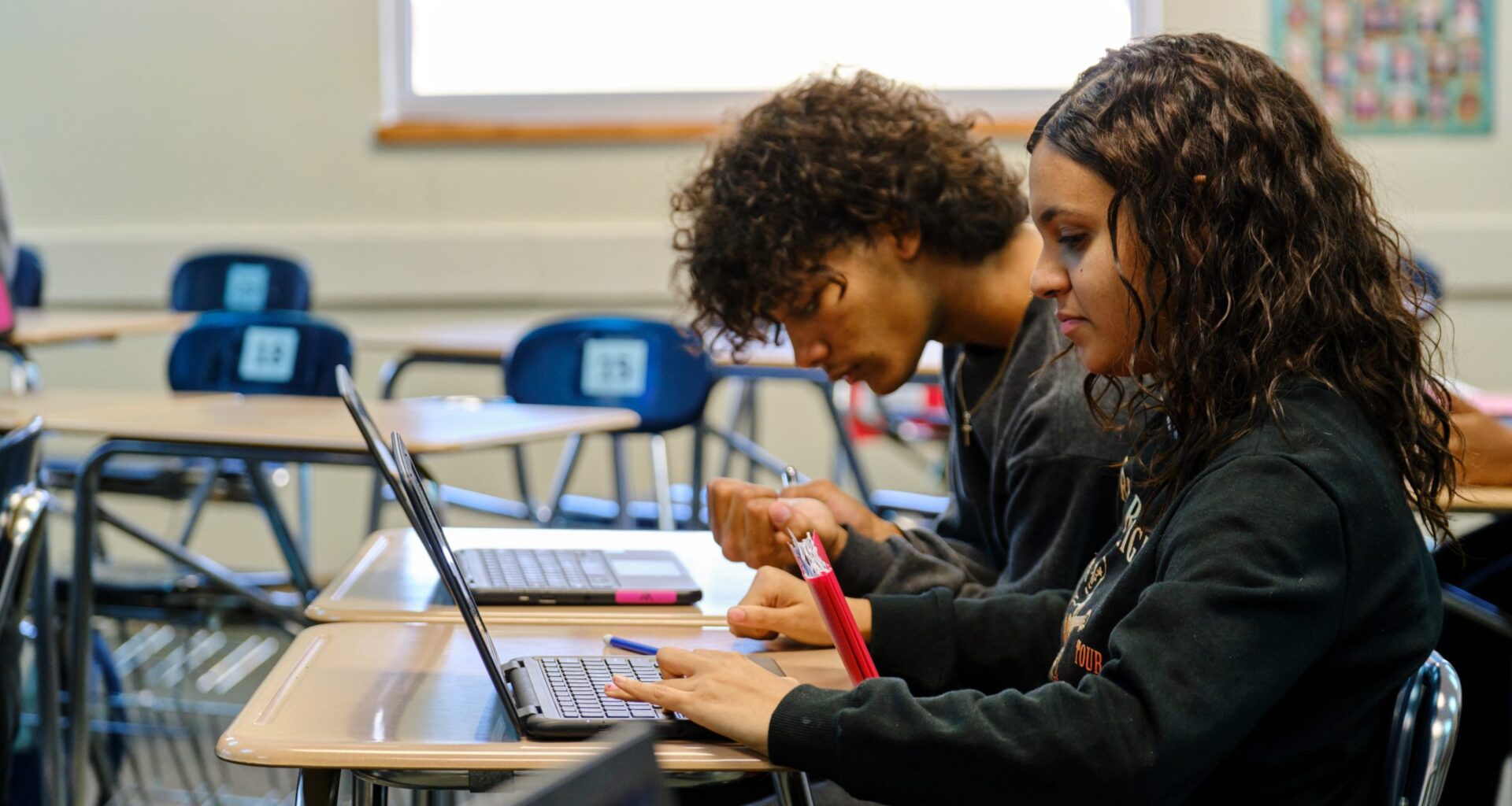 Starting college next year? Check out these scholarship opportunities for Tarrant families