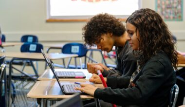 Starting college next year? Check out these scholarship opportunities for Tarrant families