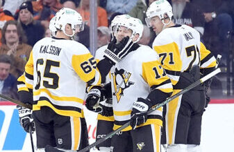 Sidney Crosby, Pittsburgh Penguins dominate Philadelphia Flyers | News, Sports, Jobs