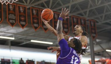 Bowling Green men's basketball handles Chicago State