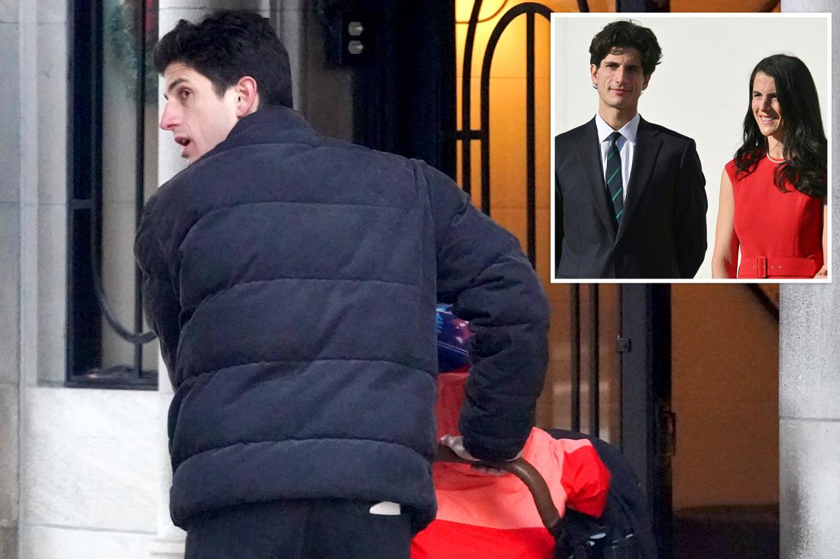 Devastated Jack Schlossberg spotted entering late sister Tatiana's NYC apartment building after tragic Kennedy family death