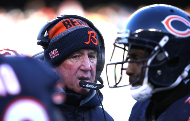 Bears head coach John Fox on the sideline in the third quarter against the Packers at Soldier Field on Dec. 18, 2016. (Chris Sweda/Chicago Tribune)