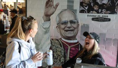 The Great 2025 Chicago Tribune holiday news quiz