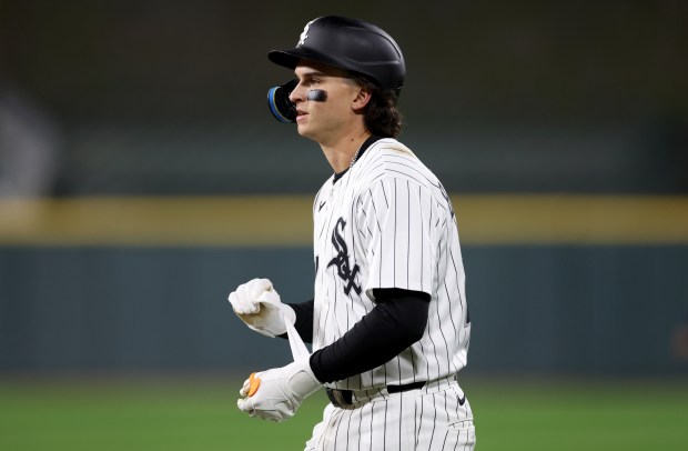 Chicago White Sox shortstop Brooks Baldwin in a game against the Milwaukee Brewers at Rate Field in Chicago on April 30, 2025. (Chris Sweda/Chicago Tribune)