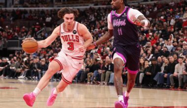 Coby White, Josh Giddey exit with injuries in blowout