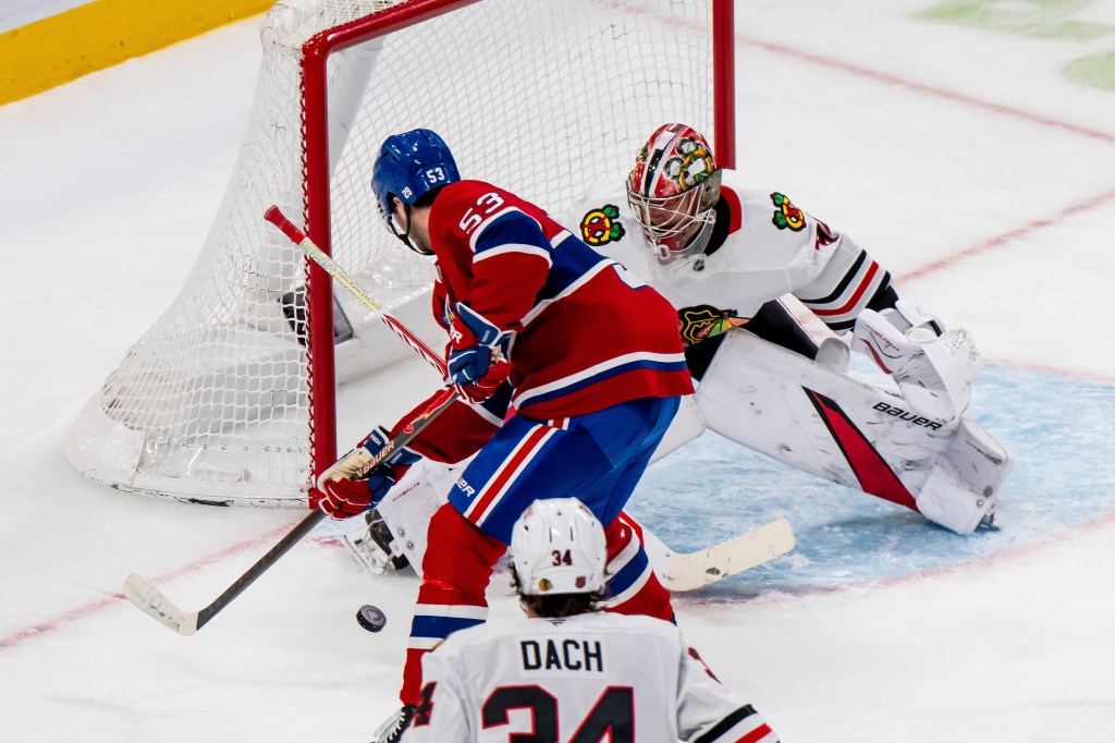Chicago Blackhawks lose to Montreal Canadiens 4-1