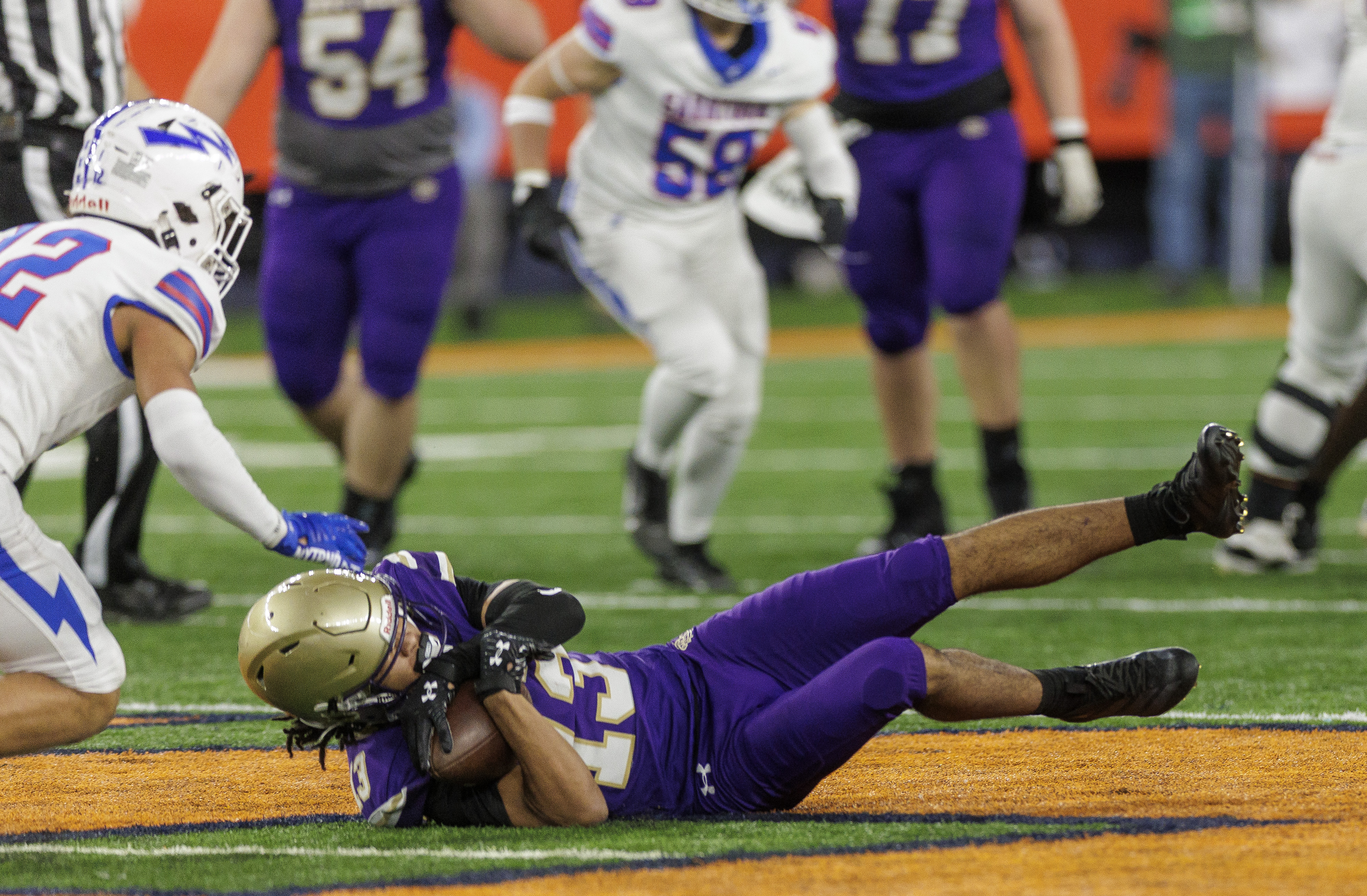 CBA Brothers WRLB Javon Edenfield (13) makes a diving pass completion as the CBA Brothers and Saratoga Springs Blue Streaks fought for the New York State Class AA state title at JMA Wireless Dome Saturday, December 6, 2025. (N. Scott Trimble | strimble@syracuse.com)