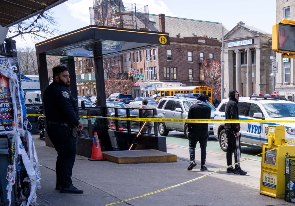 Man, 33, slashed by stranger over innocent bump at Brooklyn subway stop