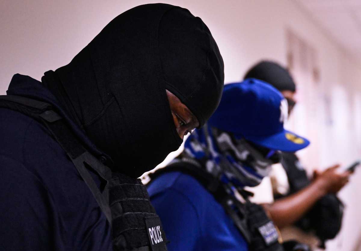 Face-covered ICE agents and unruly protesters reignite debate over a NYC mask ban