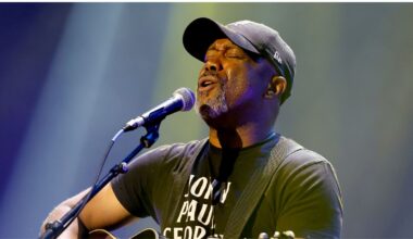 3 Musicians Who Became Major Players in New Genres During Breaks From Their Bands