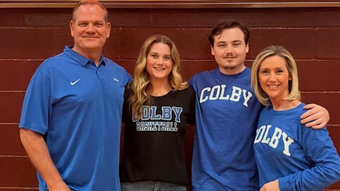 Morning Show anchor Jennifer Waugh hosts new family-focused 10 a.m. streaming show on News4JAX+ app