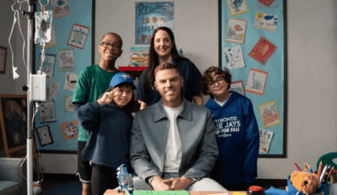 Dodgers’ Freddie Freeman gets trolled by Toronto kids in this Ryan Reynolds’ Holiday fundraiser video – NBC Los Angeles