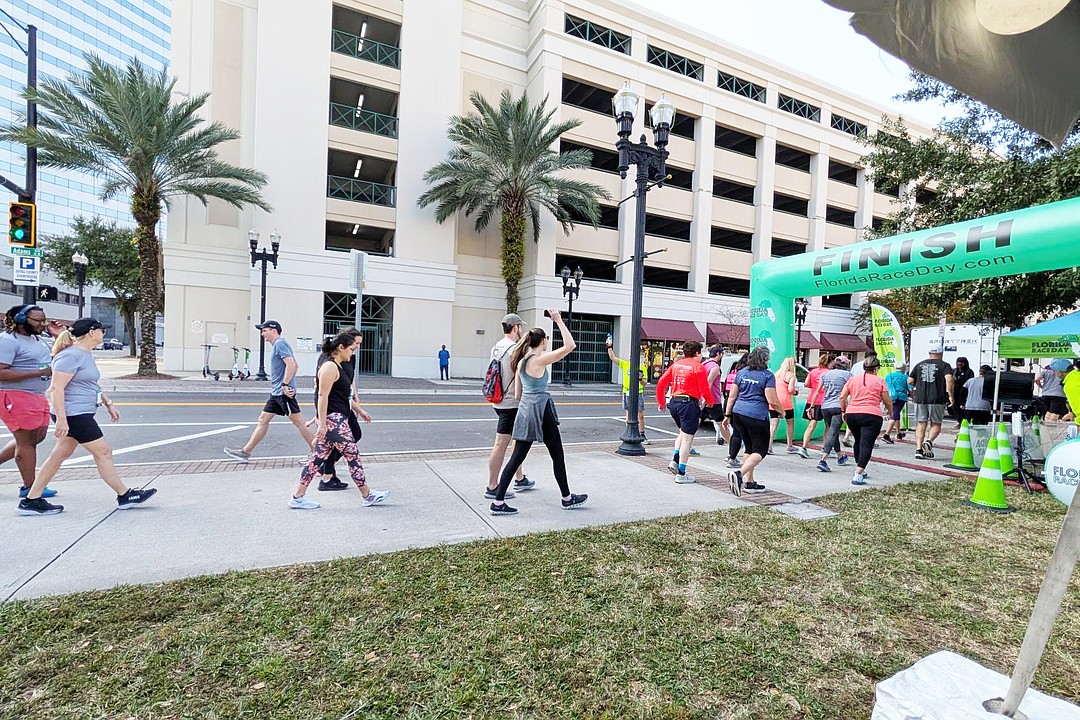 Freed to Run 2025 raises $220,000 for Jacksonville Area Legal Aid