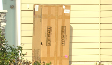 Jacksonville police warn of online holiday shopping scams