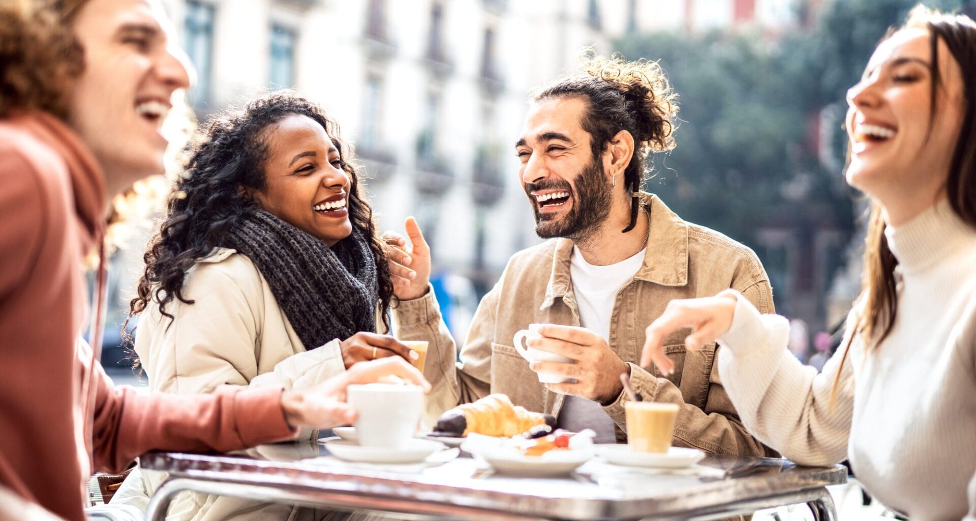 Philadelphia Expands Outdoor Dining, Bans Reservation Resale