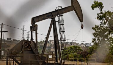 LA County sues 4 oil companies over uncapped wells in Inglewood – NBC Los Angeles