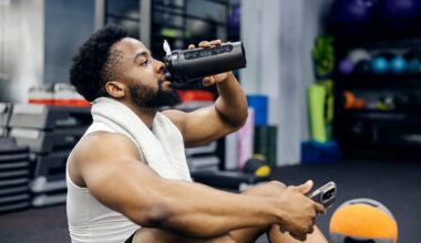 Protein supplements explained: Safety, daily need and when they help