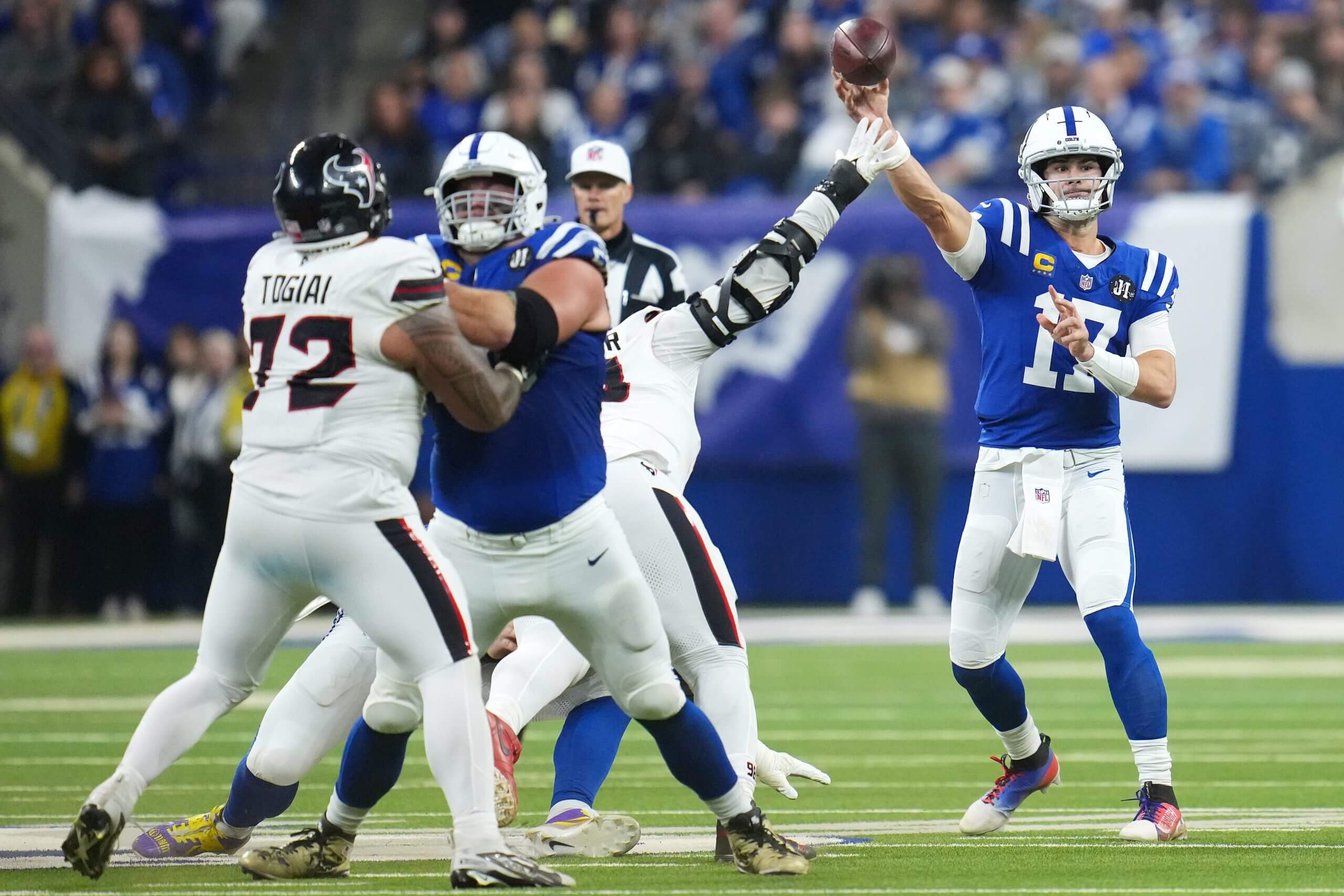 INDIANAPOLIS, INDIANA - NOVEMBER 30: Daniel Jones #17 of the Indianapolis Colts throws a pass during the second quarter against the Houston Texans at Lucas Oil Stadium.