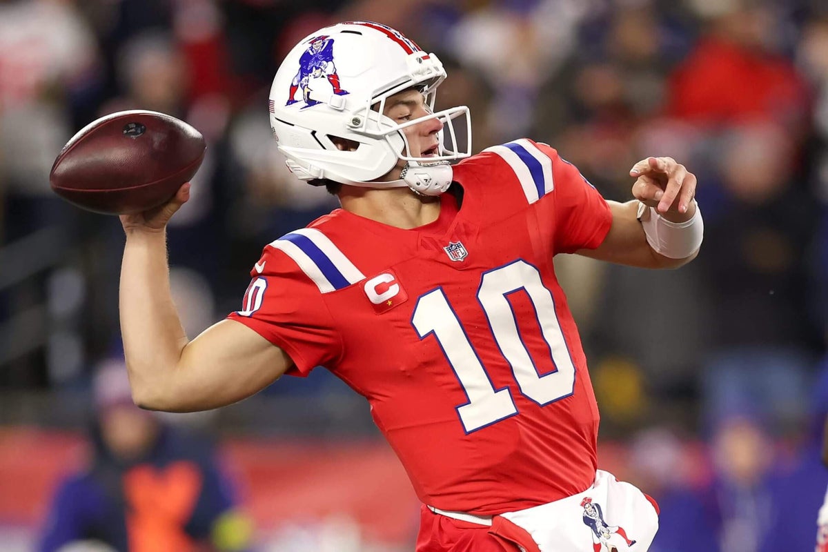 NFL playoff picture after Week 13: Bears surge to top of NFC; Patriots in control of AFC