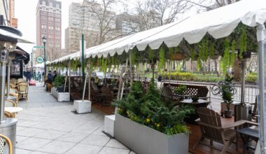 Outdoor dining tables in Rittenhouse Square