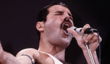 4 Songs Written Without a Chorus (That Still Worked)