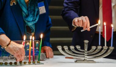 Dallas civic leaders attend Hanukkah event as world reels from Sydney terror attack