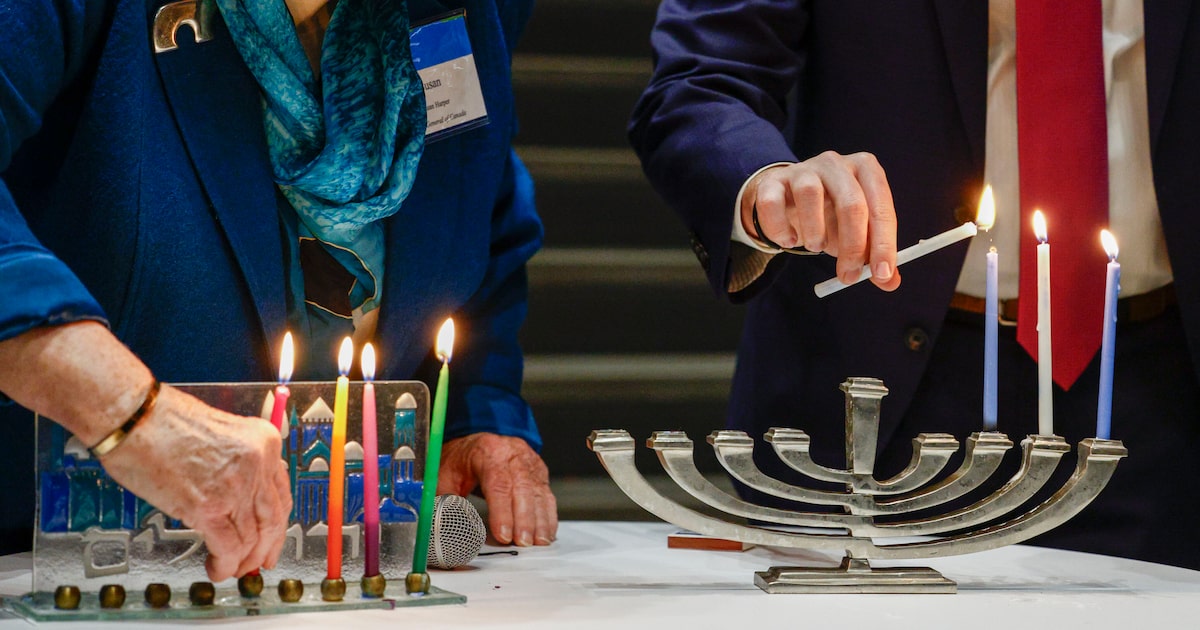 Dallas civic leaders attend Hanukkah event as world reels from Sydney terror attack