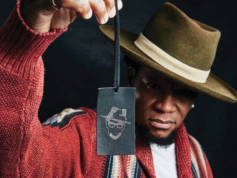 Hard-working comedian D.L. Hughley returning to San Antonio this weekend