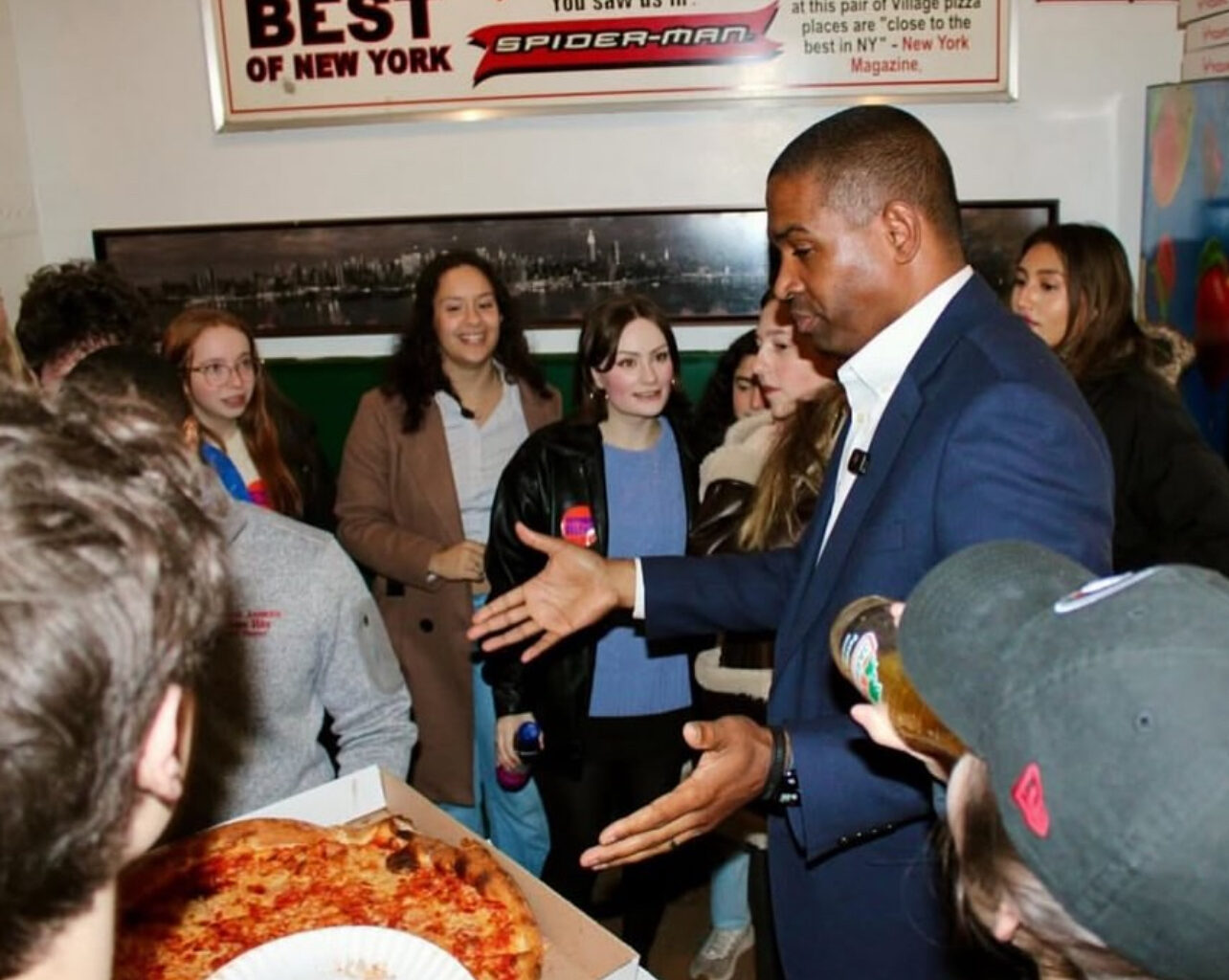 Lt. Gov. Delgado Meets With Colgate College Democrats at New York City Town Hall – The Colgate Maroon-News