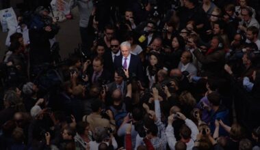 Watch Trailer For Julian Assange Doc 'The Six Billion Dollar Man'