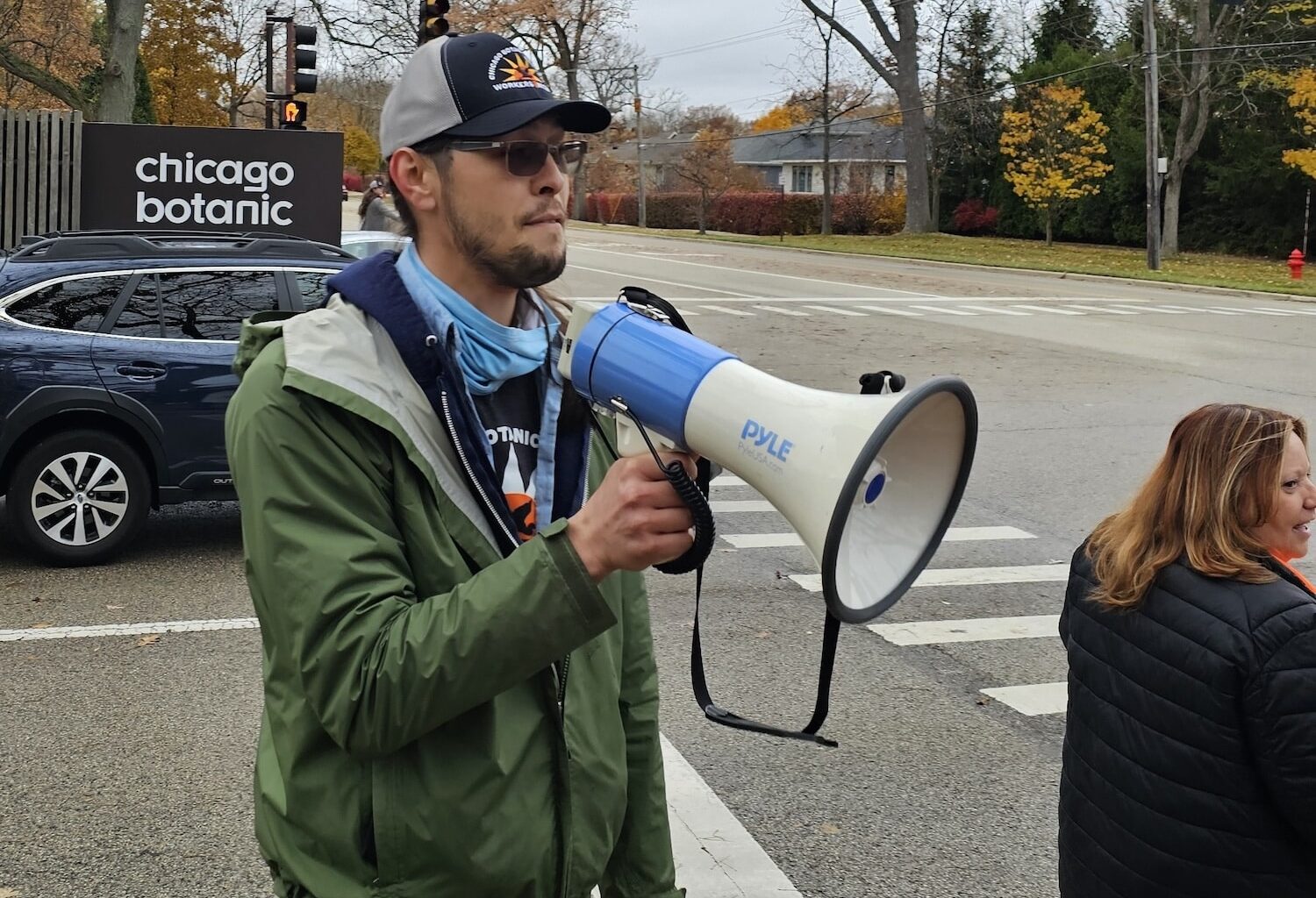 Kai Shin has spoken about working conditions at Chicago Botanic Garden.
