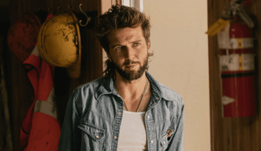 Guy Burnet on Charlie and Rebecca's 'Naked' Bedroom Scene