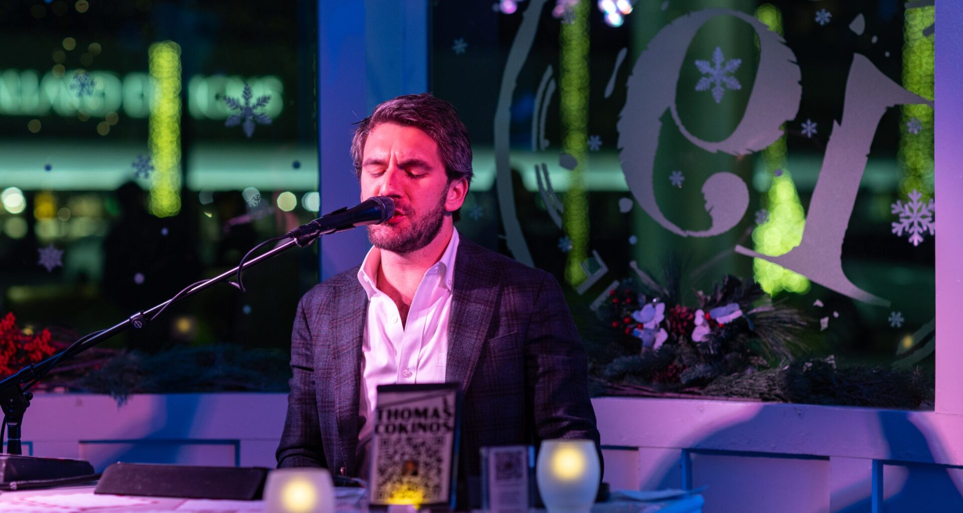 Weekend Food Bets: Santa Brunch and a Festive Piano Night