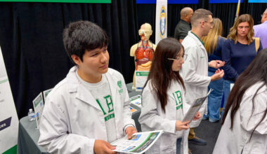 Early outreach aims to spark medical ambitions in Fort Worth middle schoolers