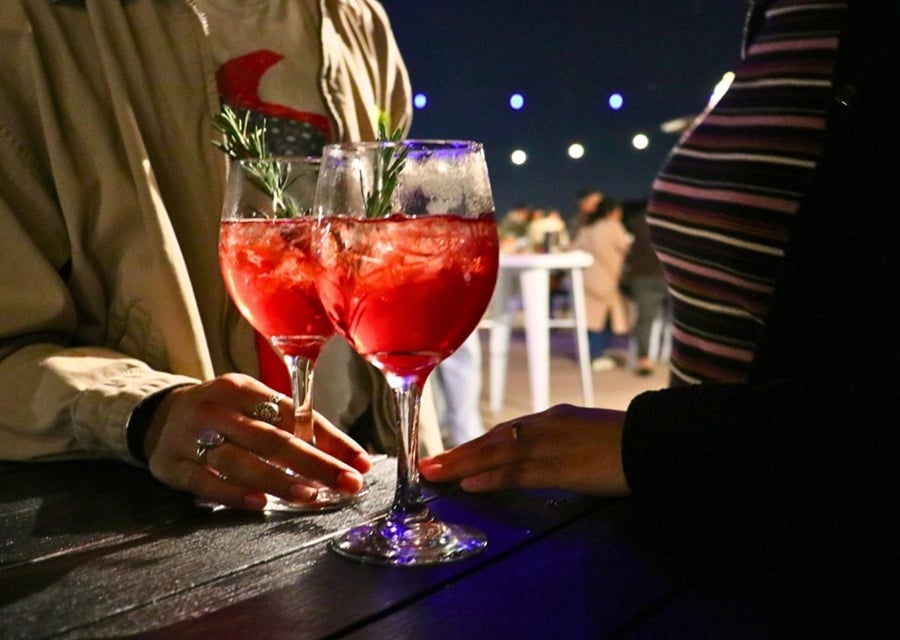 Nat at Night holiday edition